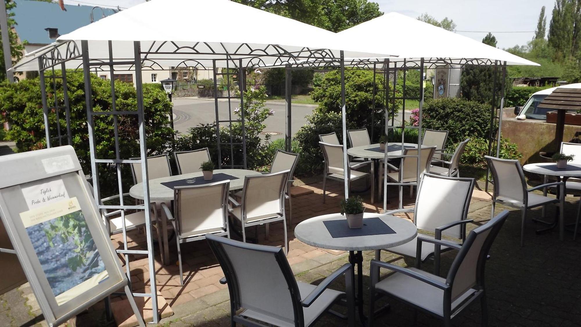 Appartement Ferienweingut & Gutsrestaurant Becker à Burgen  Extérieur photo